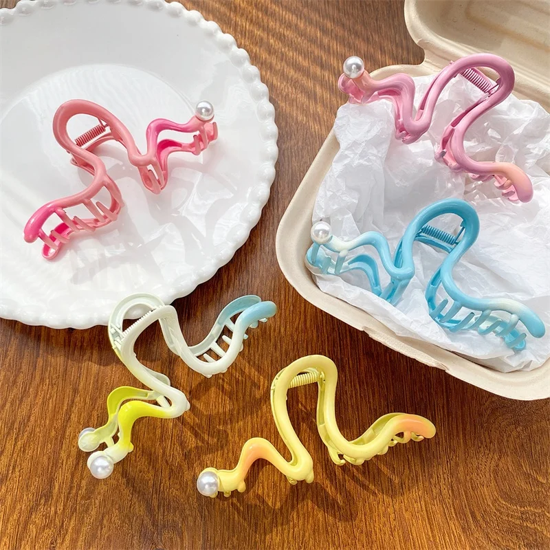 New Women Metal Hair Claw Elegant Pearls Hair Clips Barrette Crab Headband Ponytail Clip Head wear Hair Accessories