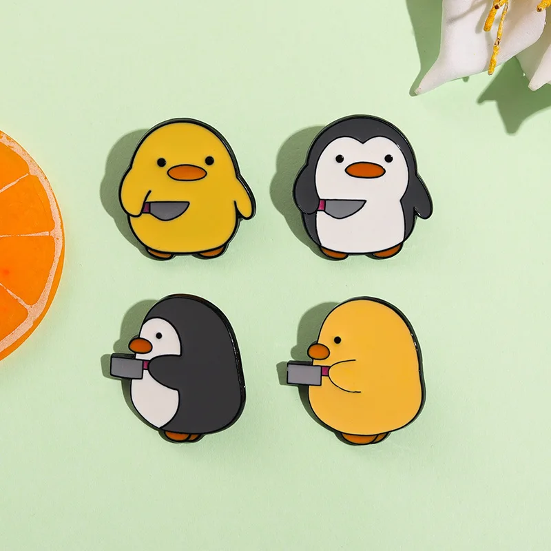 Stock Penguin Little Yellow Duck Cute Badge Cartoon Enamel Pin Ins Personality Bag Hanging Decoration Custom Hat Pins
