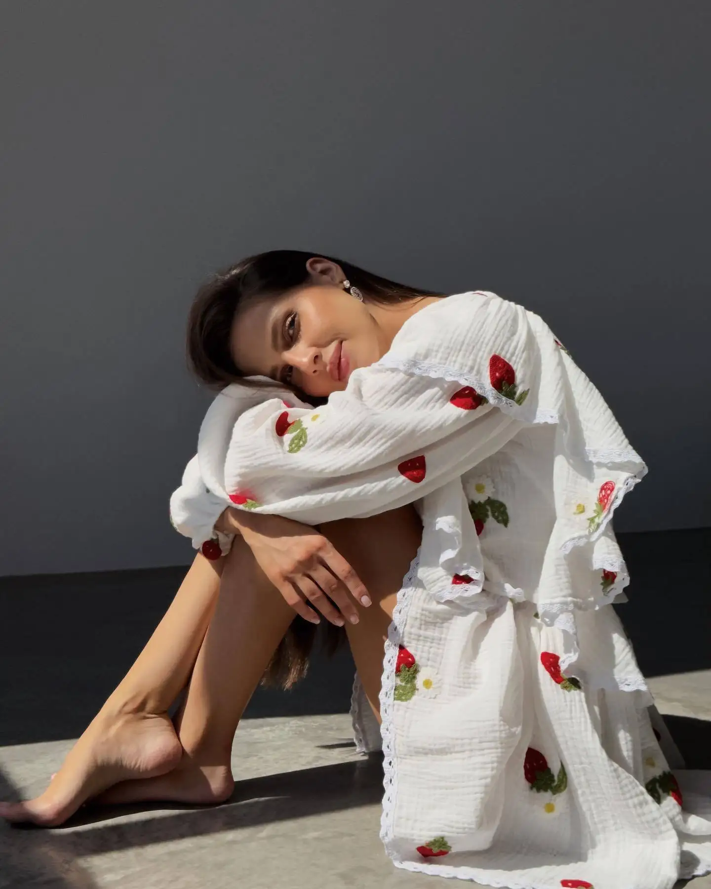Custom women sweet set pajama soft cotton fabric lace long sleeve shirt skirt two piece strawberry pattern women pajama suits