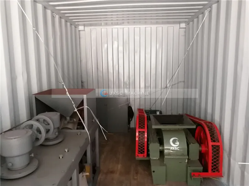 Популярная вторичная дробильная машина с двумя рулонами в Танзании