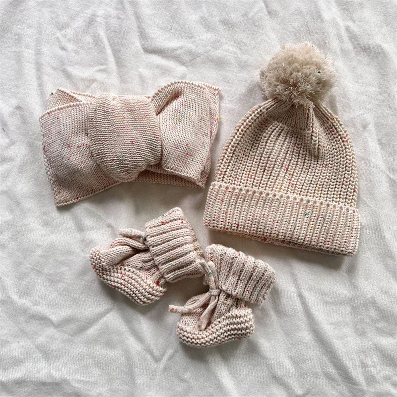 3pcs Baby Hat Headband Booties Gift Set Newborn Babe Knit Cozy Socks Shoes Oversized Topknot Warm Beanie Hat  for Infant