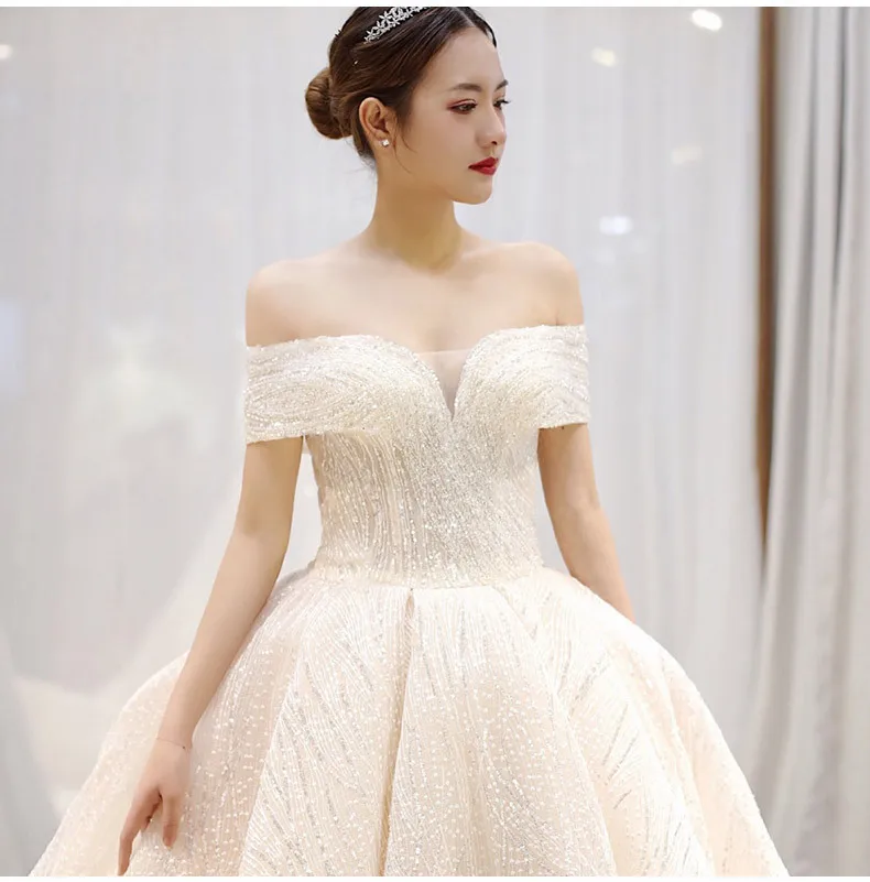 2019 Fashion Elegant Off Shoulder Wedding Dresses Sweetheart with Sleeves High Quality Lace bling Wedding Bride Gown