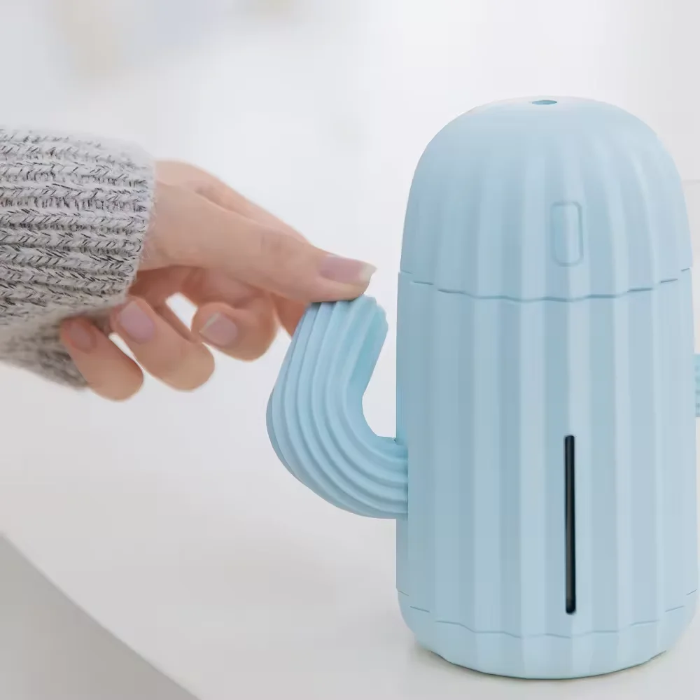 USB mini cactus spray humidifier portable charging water replenishing air purifier Japanese and Korean gift customization