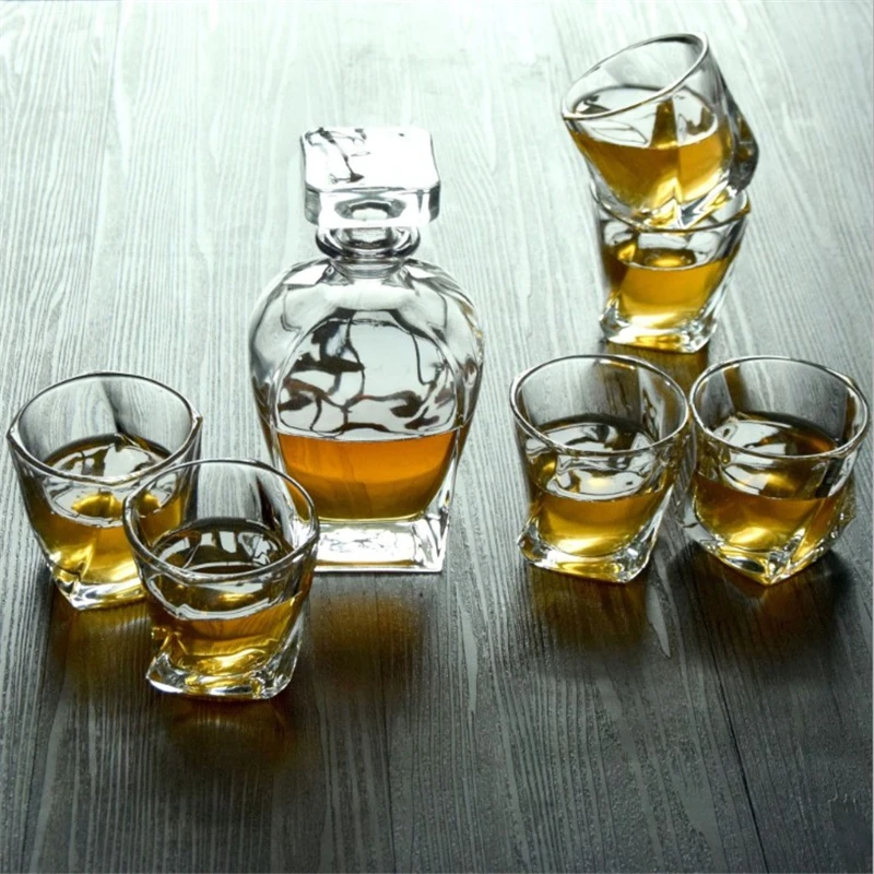 Wholesale whiskey bottle 750ml diamond whiskey glass bottle for sale