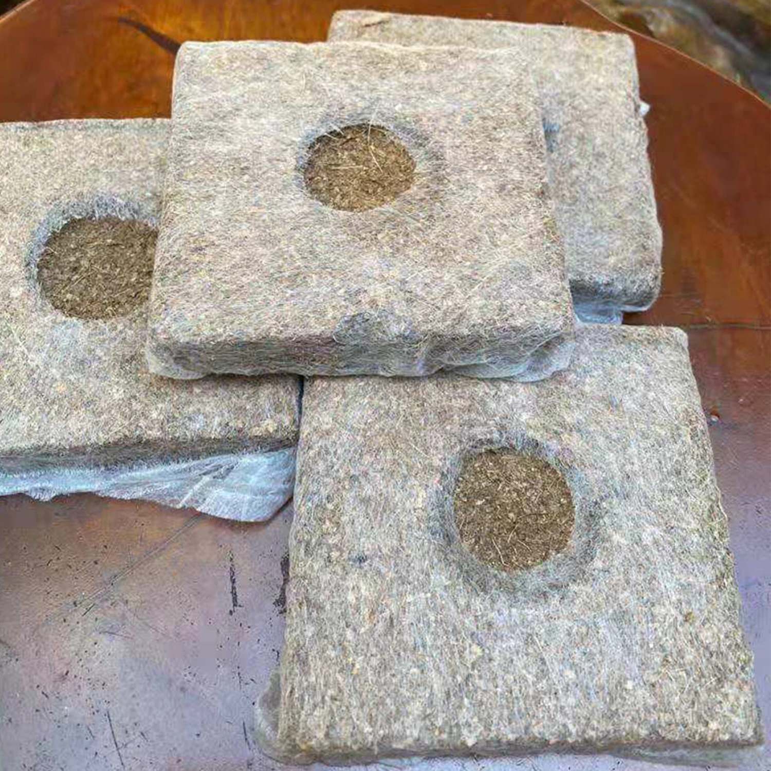 
Cocopeat Coconut Fiber Potting Soil Cocopeat Block Cocopeat Coconut Coir Coco Peat Coco Coir 