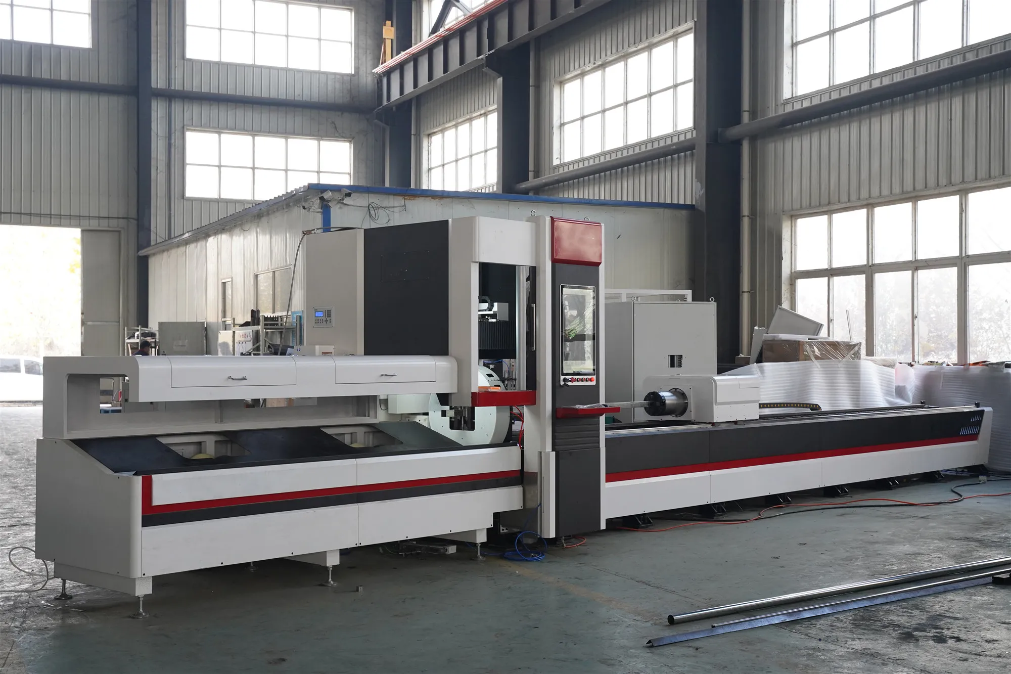 2021 New Technique Automatic H Beam Profile/ Angle Steel /Channel Steel Tube Pipe Fiber Laser Cutting Machine 2000w