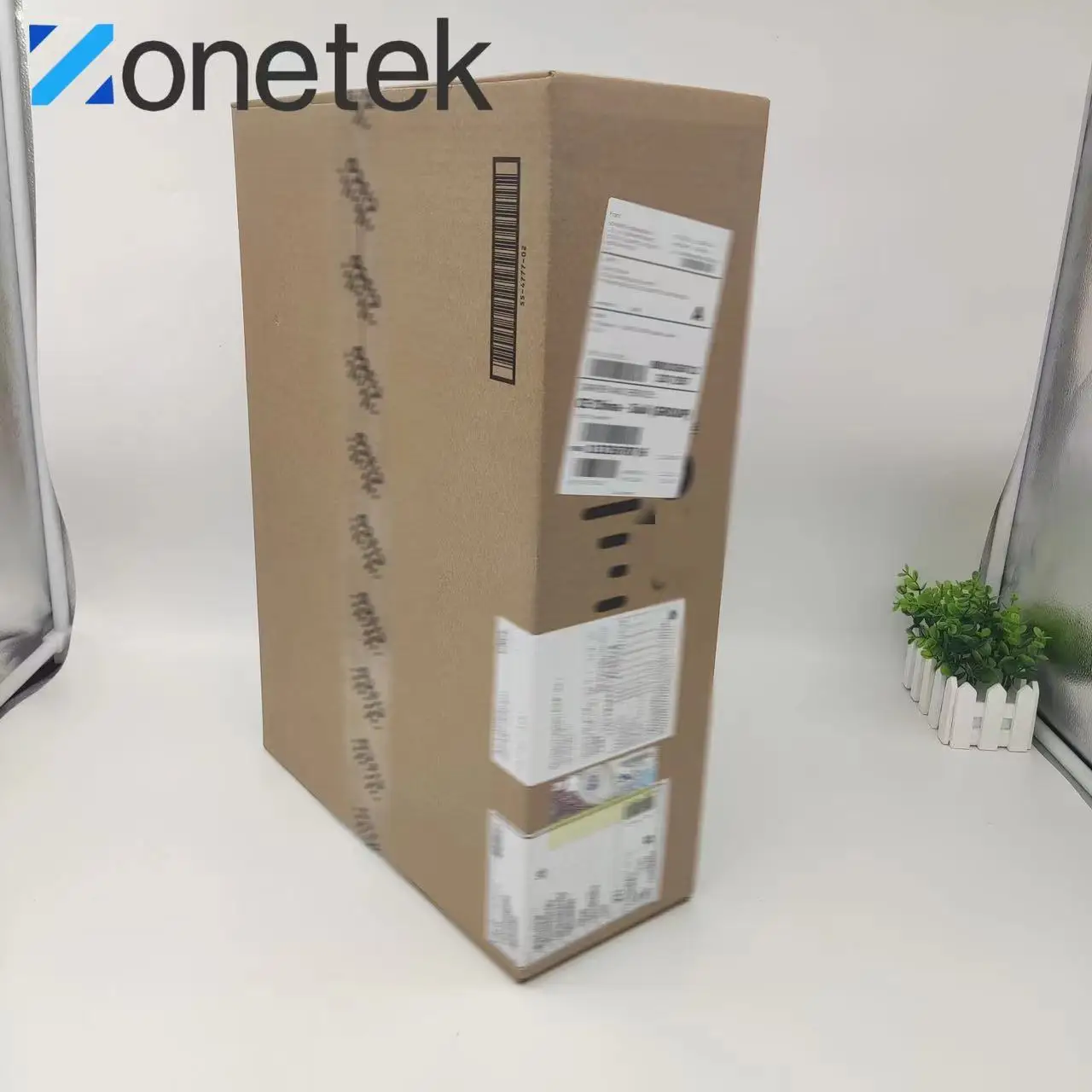 NIB 48x 10/100/1000 Ethernet PoE+ and 370W PoE budget ports C1000 Series Switches C1000-48P-4G-L