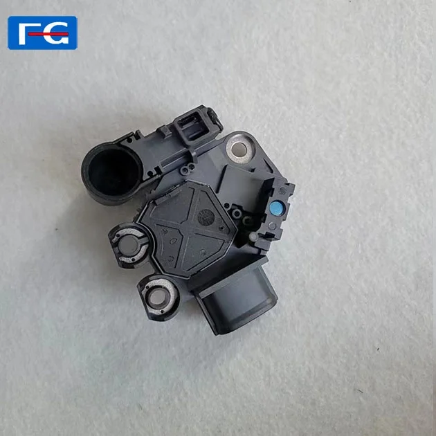 auto  generator regulator  373702B300 37370-2B300     Car Alternator Generator  Regulator for Korea cars