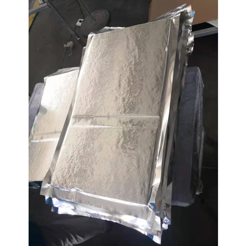 Стеклянная вакуумная теплоизоляционная панель из микрофибры