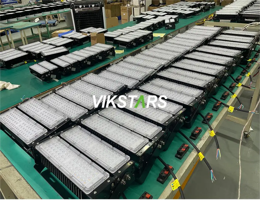 Brand Driver Module FLood Lights For Tunnel Lighting Long Lifespan 50w 100w 200w 800w 130lm/w LED Flood Lights