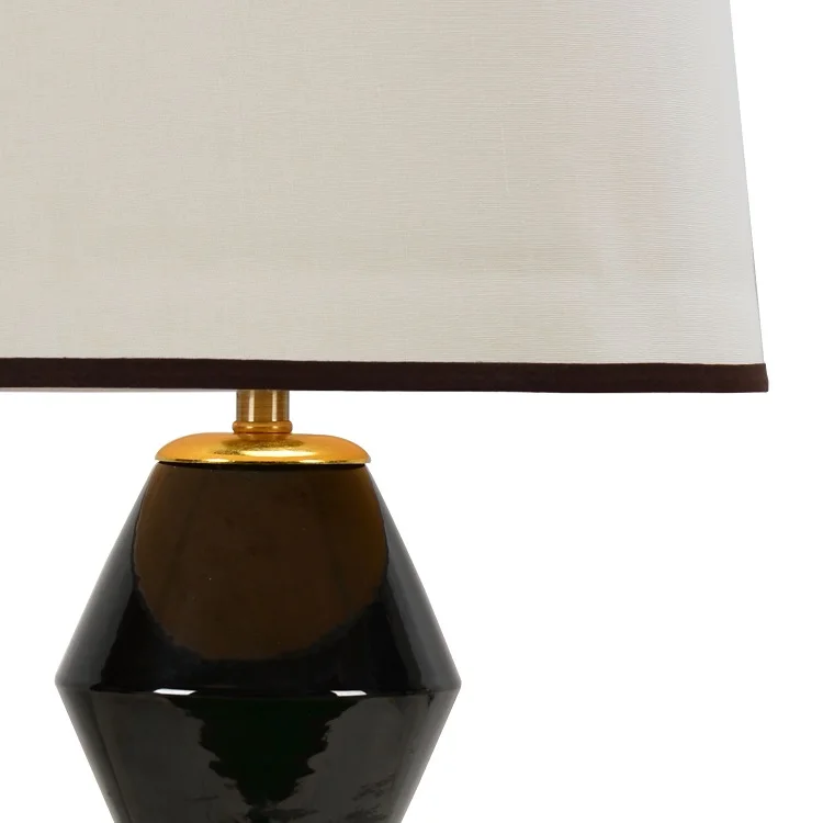 Chinese novelty decorative online shop bedroom circle porcelain table lamp for room