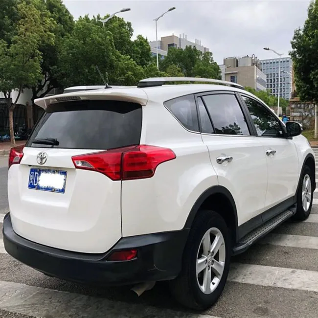  Японский внедорожник б/у RAV4 2013 года для