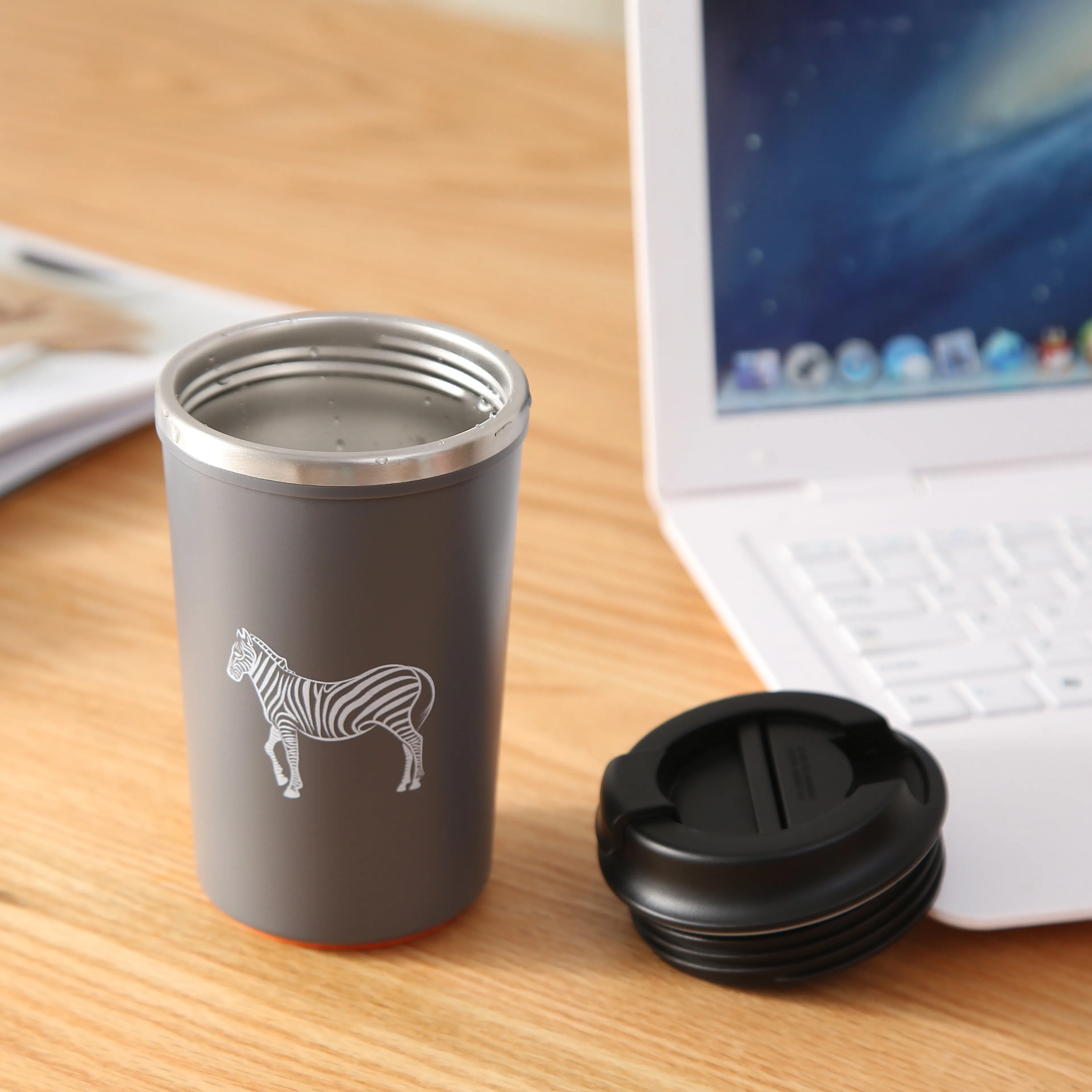 
Coffee Magic Suction Mug Cup 