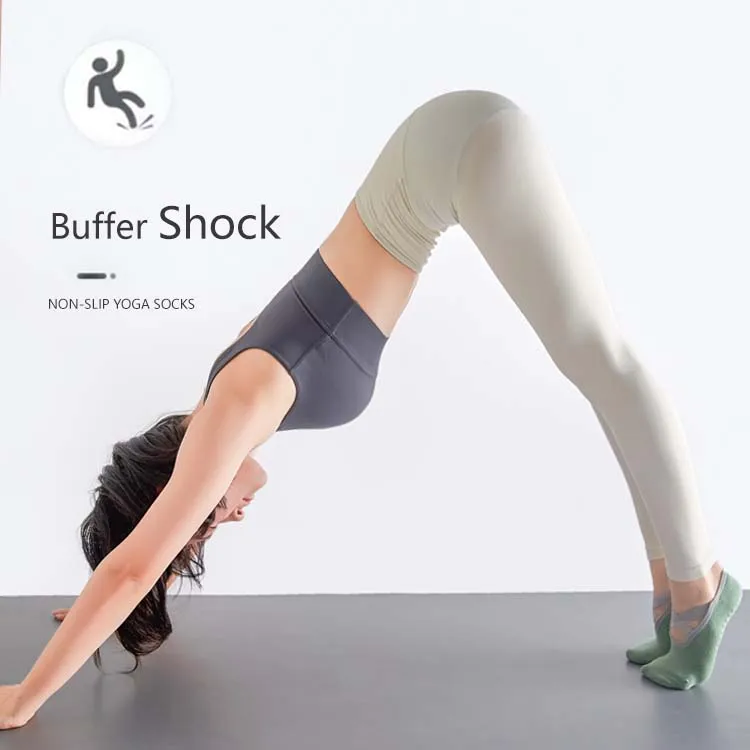 Pilates yoga wholesale custom logo anti-slip grip toe socks for women non-slip grips straps