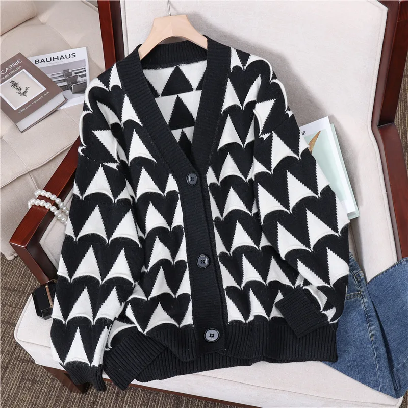 Manufacturers Custom Winter Warm Knitted Coat V Neck Long Sleeve Cardigan Sweater For Women