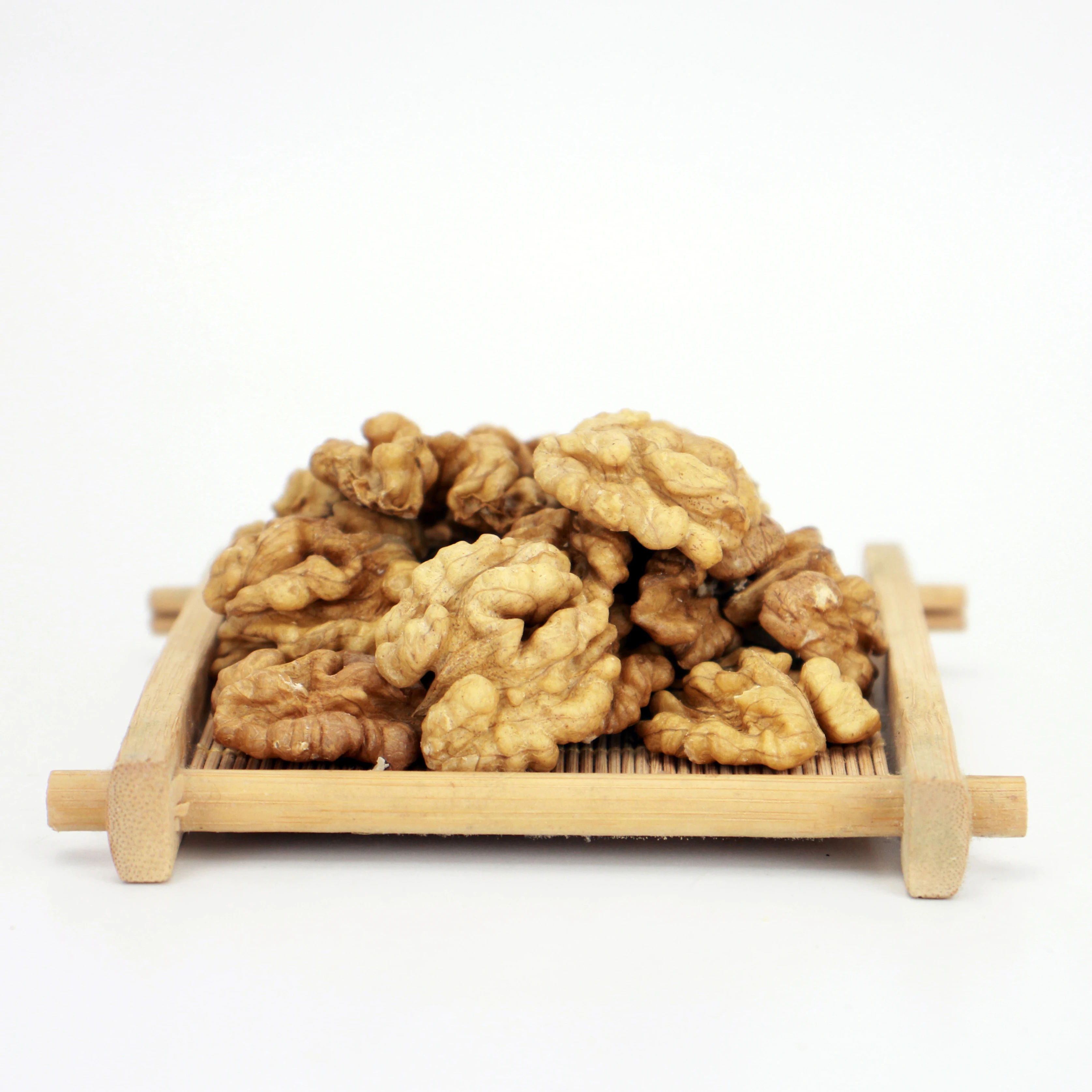 Wholesale Walnut Kernel Light Halves Butterfly Walnut Kernels For Mix Nuts And Food Ingredient