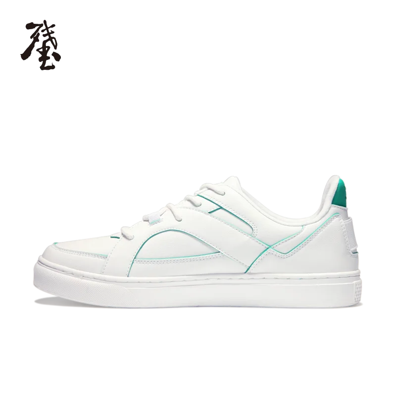 
2021 Fashion waterproof for one pair moq joker white shoes men casual shoes 