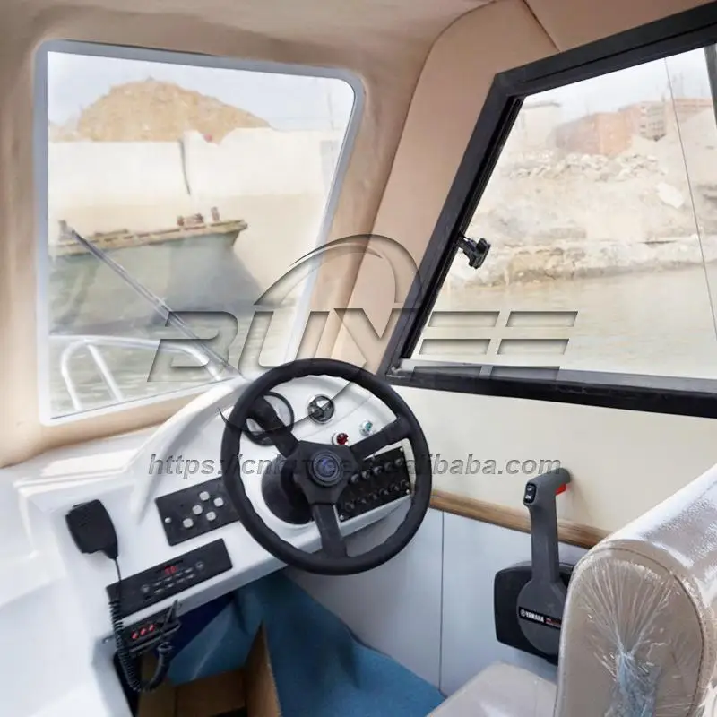 New Fiberglass Cabin Boat With Center Console Bass Boat 6 Passenger River Fishing Boats