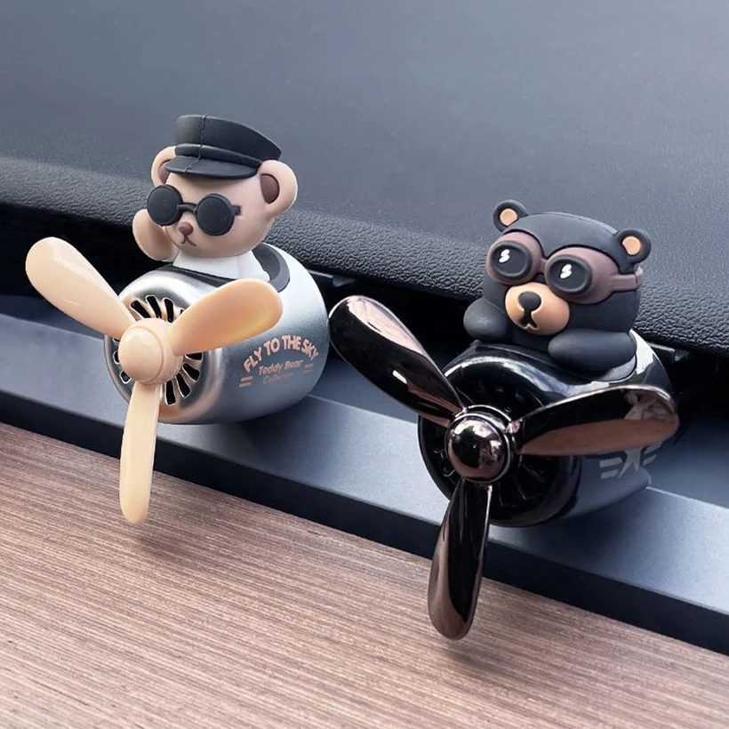 Bear Pilot Rotating Car Air Freshener Air Outlet Fan Custom Logo Luxury Car Air Freshener Car Diffuser