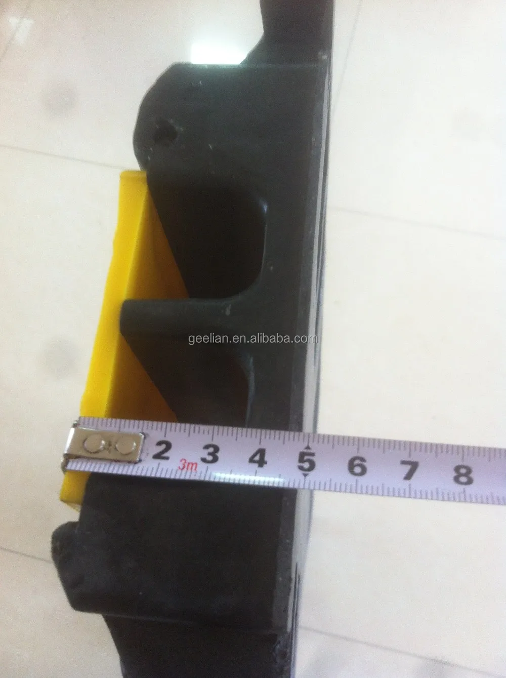 New Style Rubber Floor Cable Cover 3 Channel Black and Yellow Cable Protector Ramp Straight Cable Covers Hump