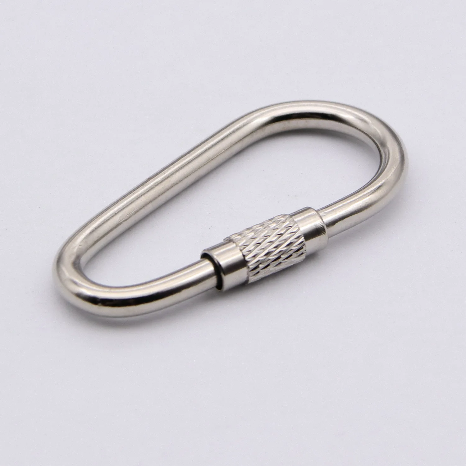 3mm Wire Diameter 40 * 20mm Exquisite Simple Metal Screw Buckle Egg Shaped Keyring Mountain Climbing Buckle Metal Screw Buckle