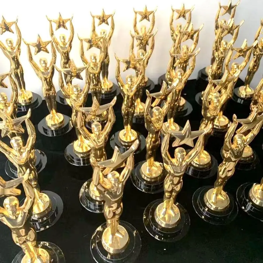 Hyper Factory Made Gold Plated Trophy Metal In Crafts Crystal Awards And Martial Arts Trophies Award With Base