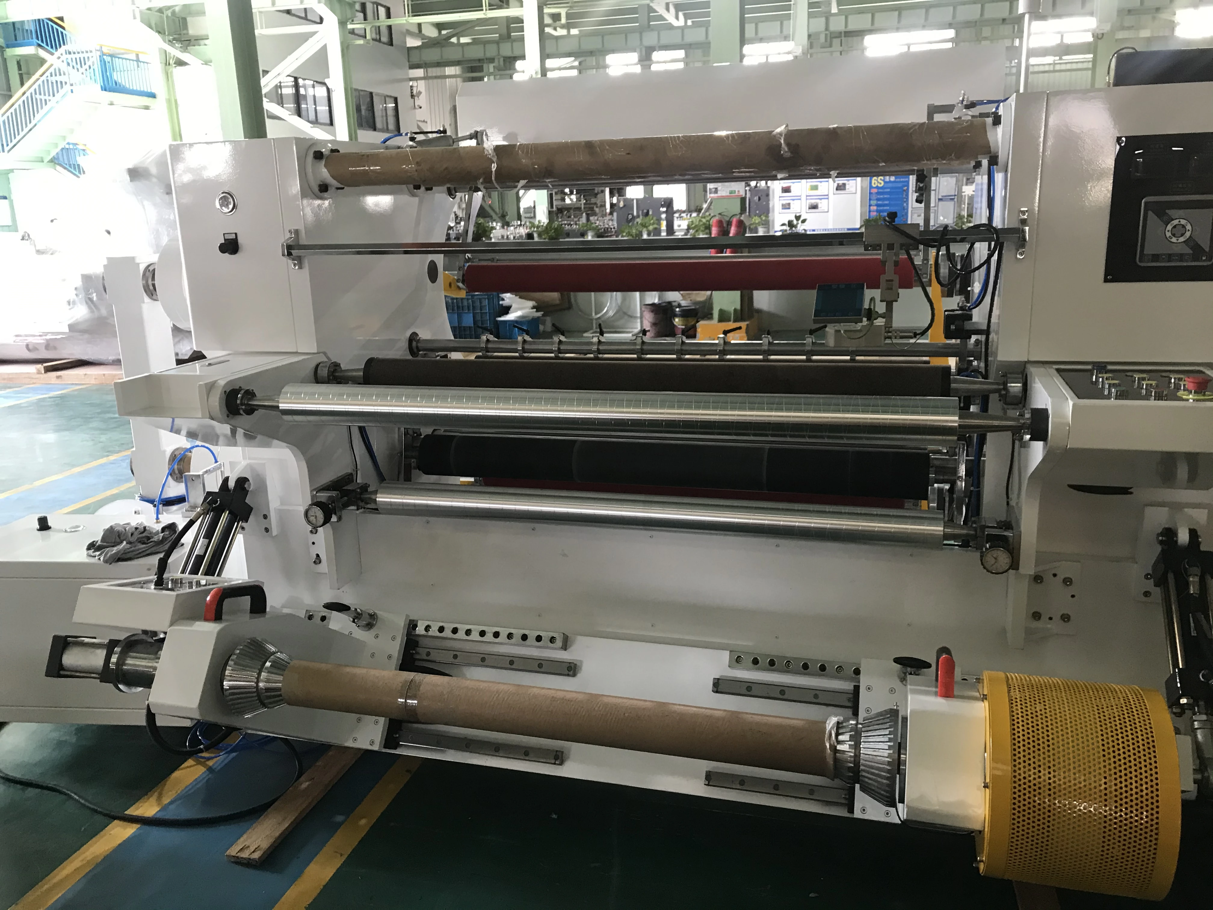 
Fully automatic high speed servo motor drive paper plastic film slitting and rewinding machine 