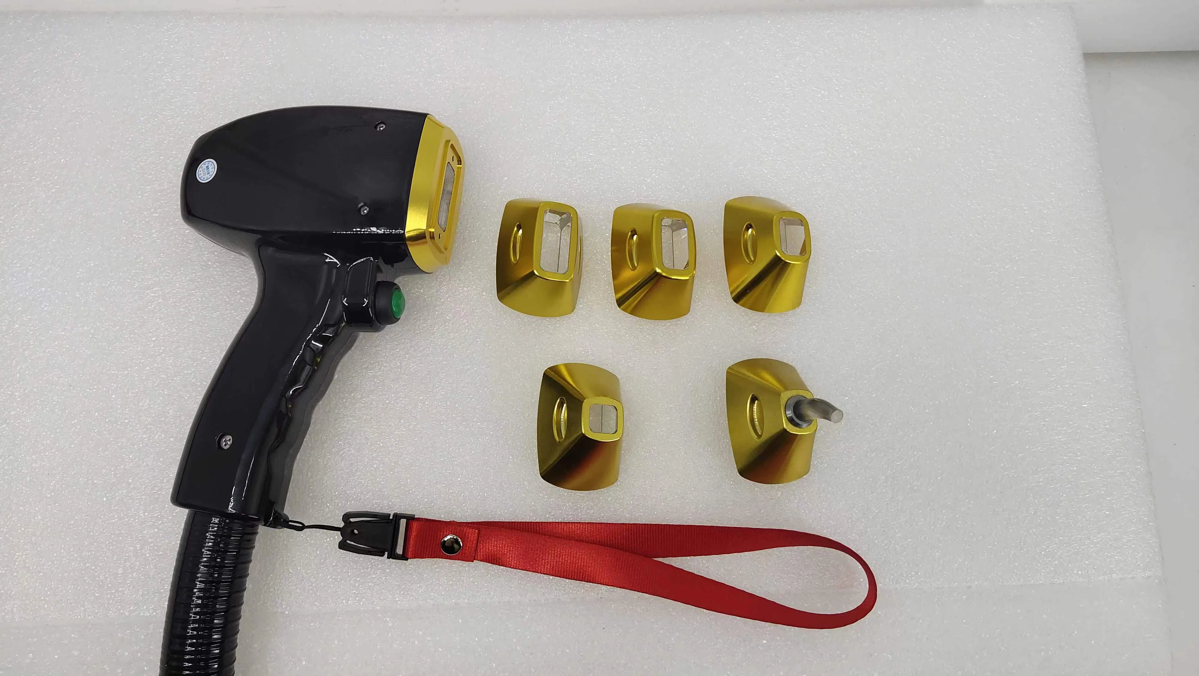 New Adjustable 808 3 Wave Diode Laser ICE Hair Removal Handpiece 600W 1000W 1200W 1600W Power Cooling Spare Parts Laser Stack