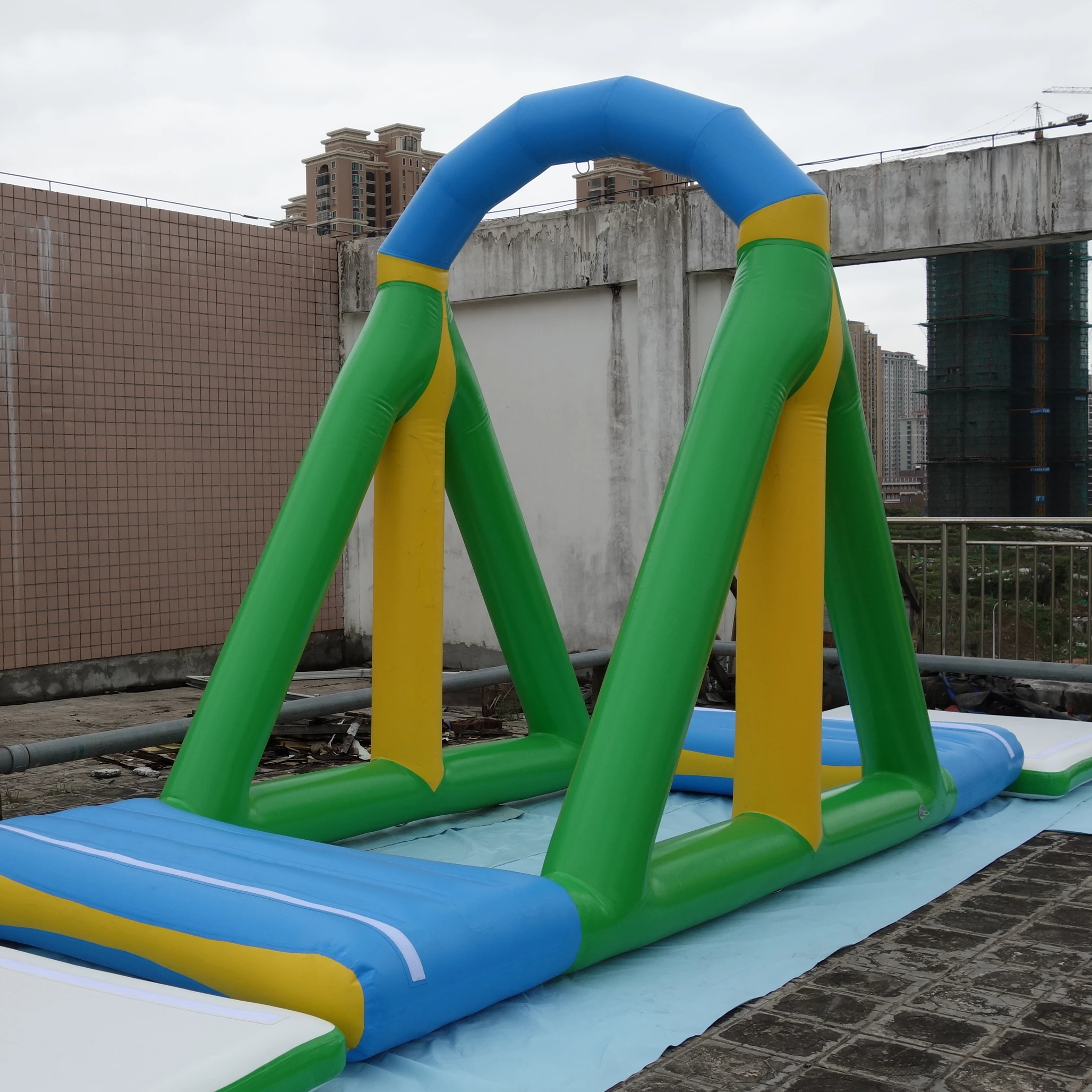 Airtight Water Park Equipment Durable PVC Inflatable Water floating Swing /inflatable water toys for Rental