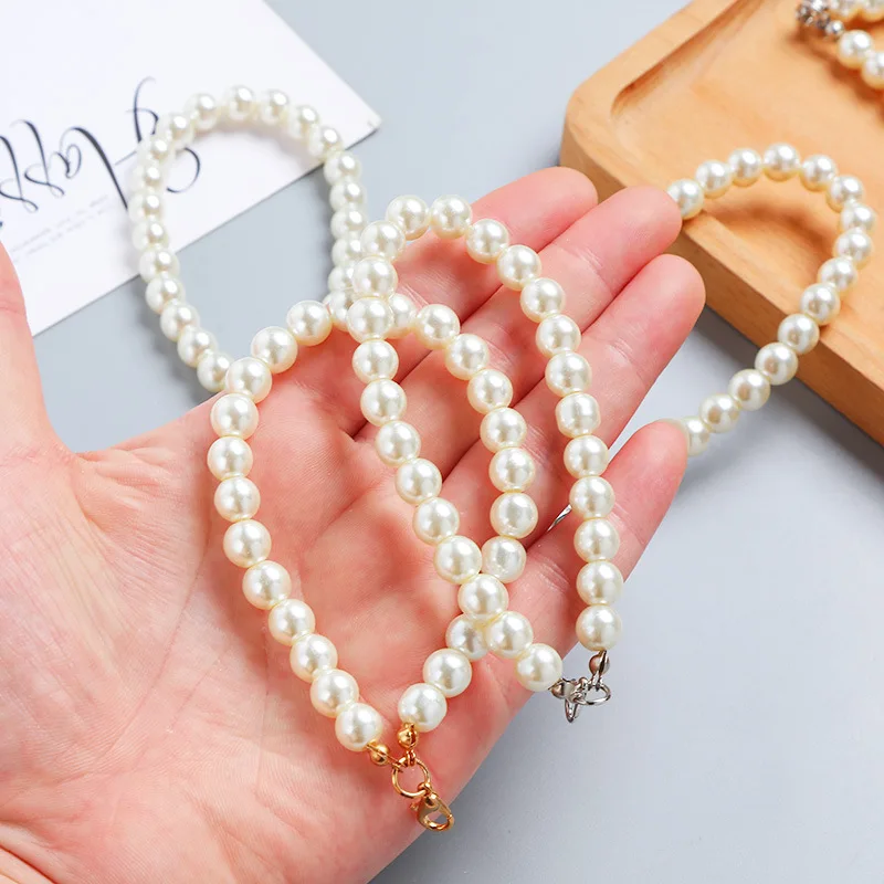 Браслет для телефона с имитацией жемчуга