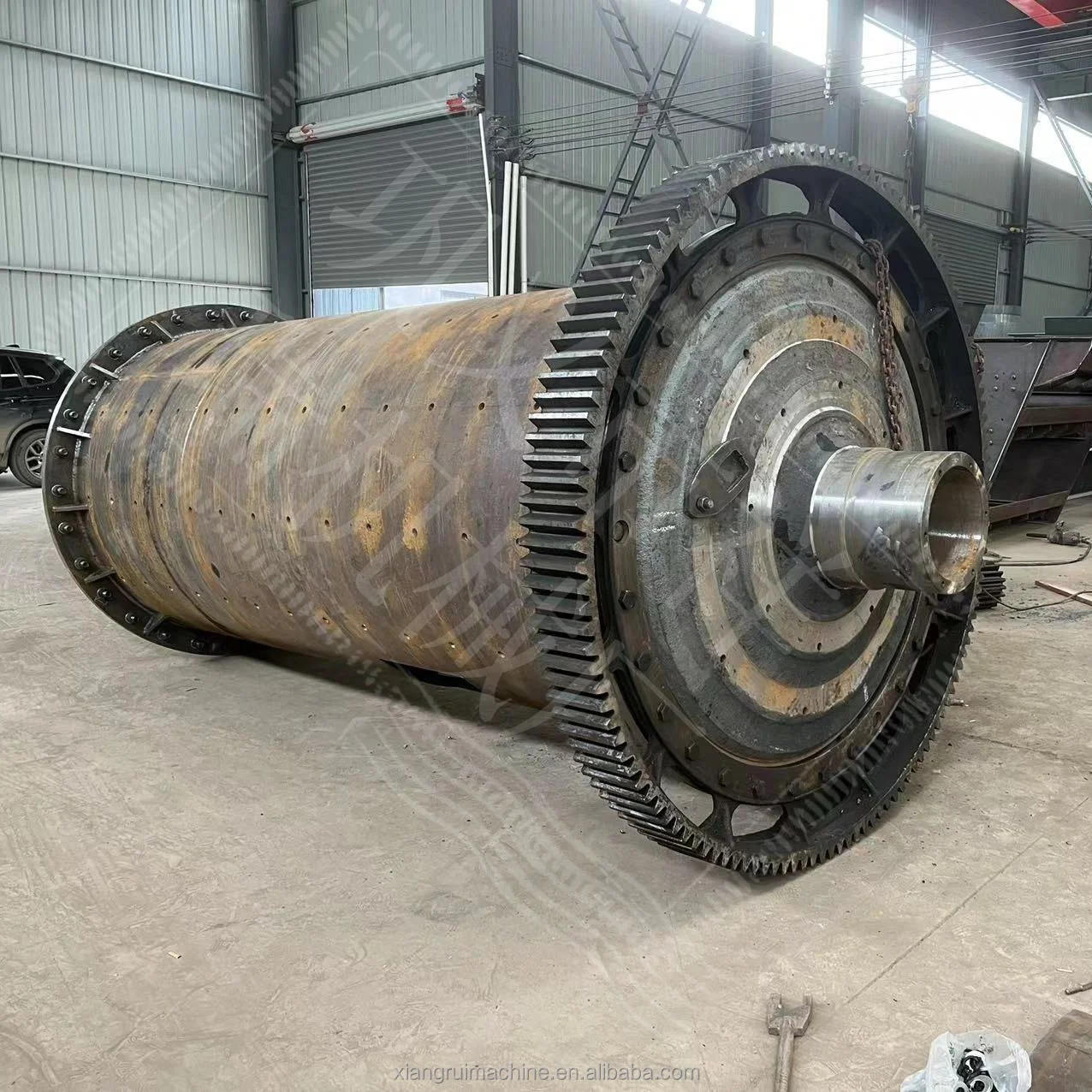 Industrial energy-saving ball mill, large-capacity and high-efficiency cement limestone grinding equipment