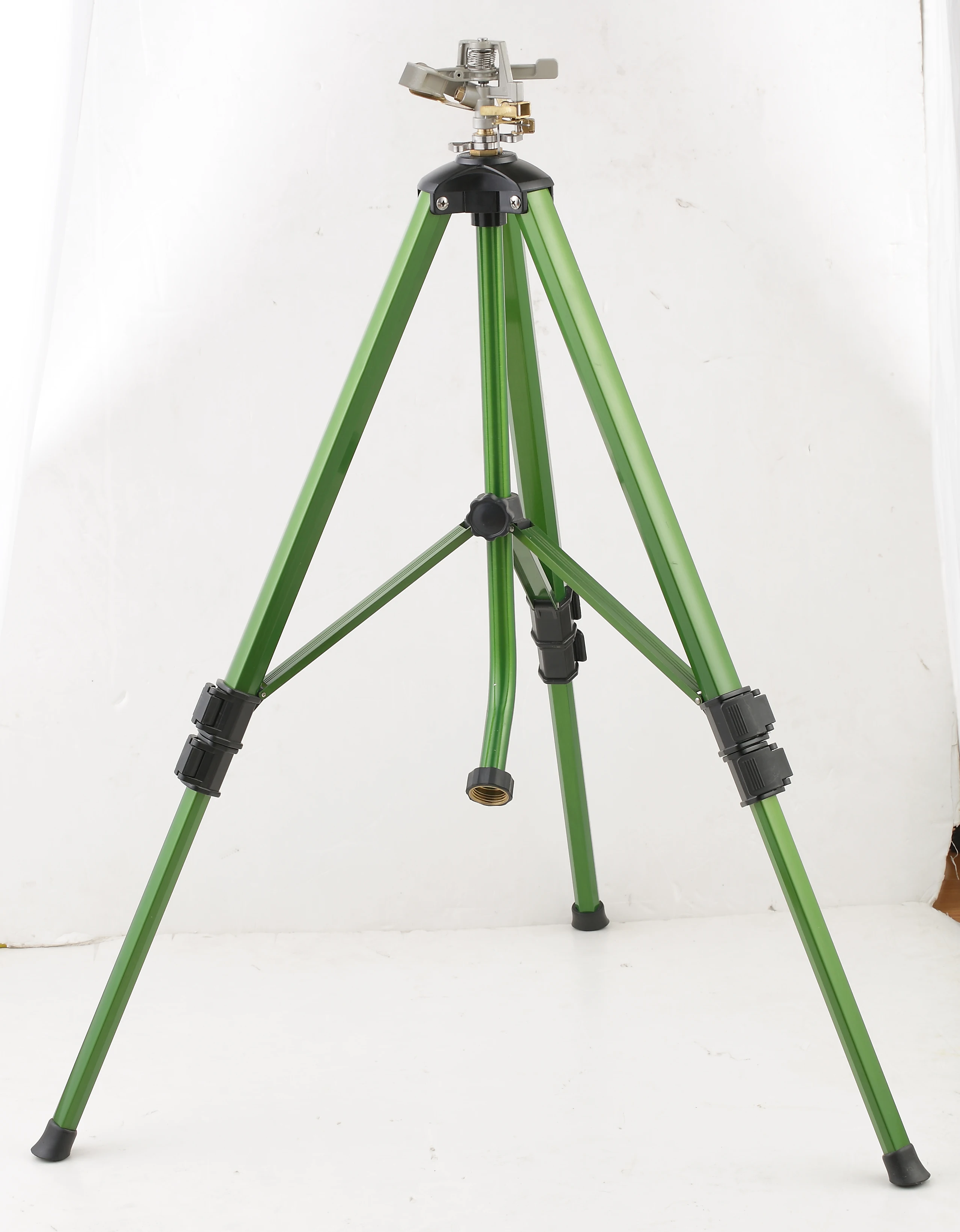 Hot sale adjustable 360 degree irrigation garden rotary sprinkler with tripod base