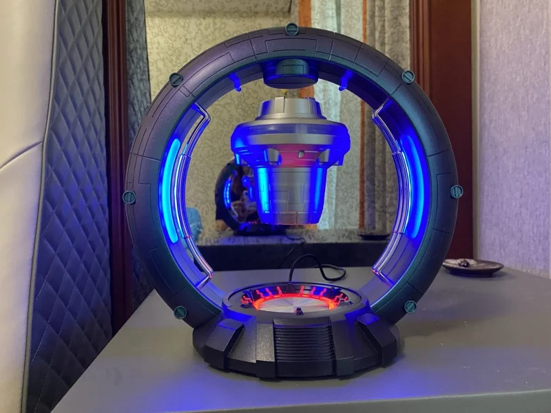 New Magnetic suspension wireless Blue tooth speaker Science fiction spacecraft RGB light touch control Desktop speaker Subwoofer