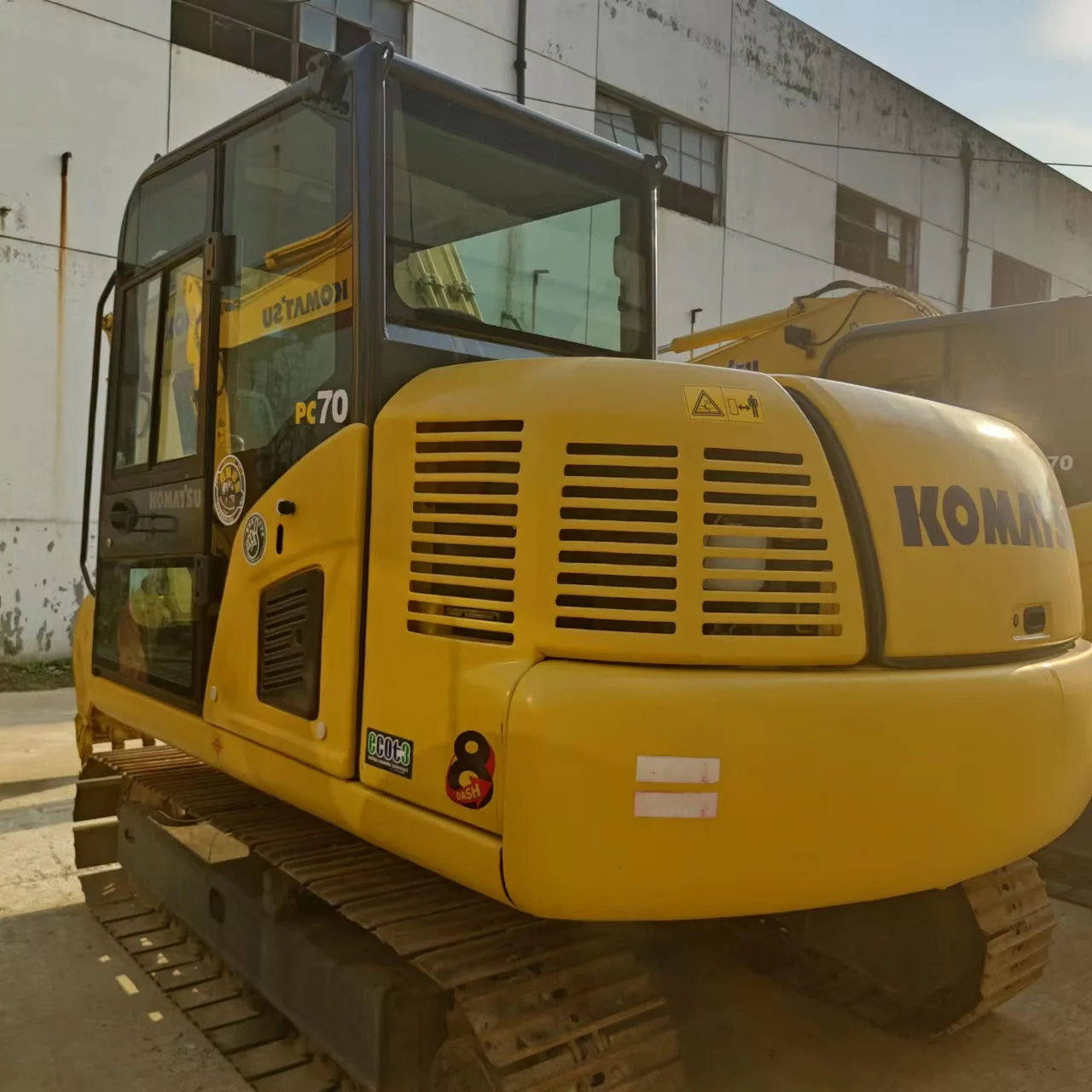 Used second hand excavator PC70-8 7 ton Komatsu excavator with big power Komatsu engine small excavator cheap price