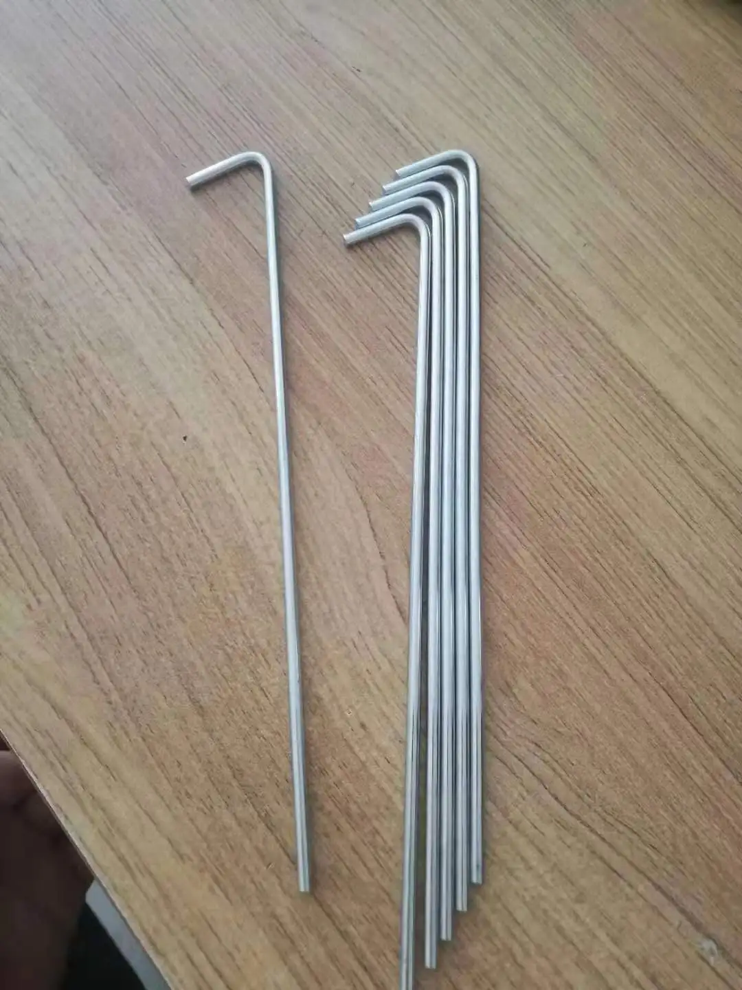 Hot dipped galvanized PVC chain link fence fittings brace band rail end loop cap chain link fence accessories fork latch collar