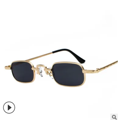 
Quartet small eyes 2018 new European and American retro fashionable men and women sunglasses 