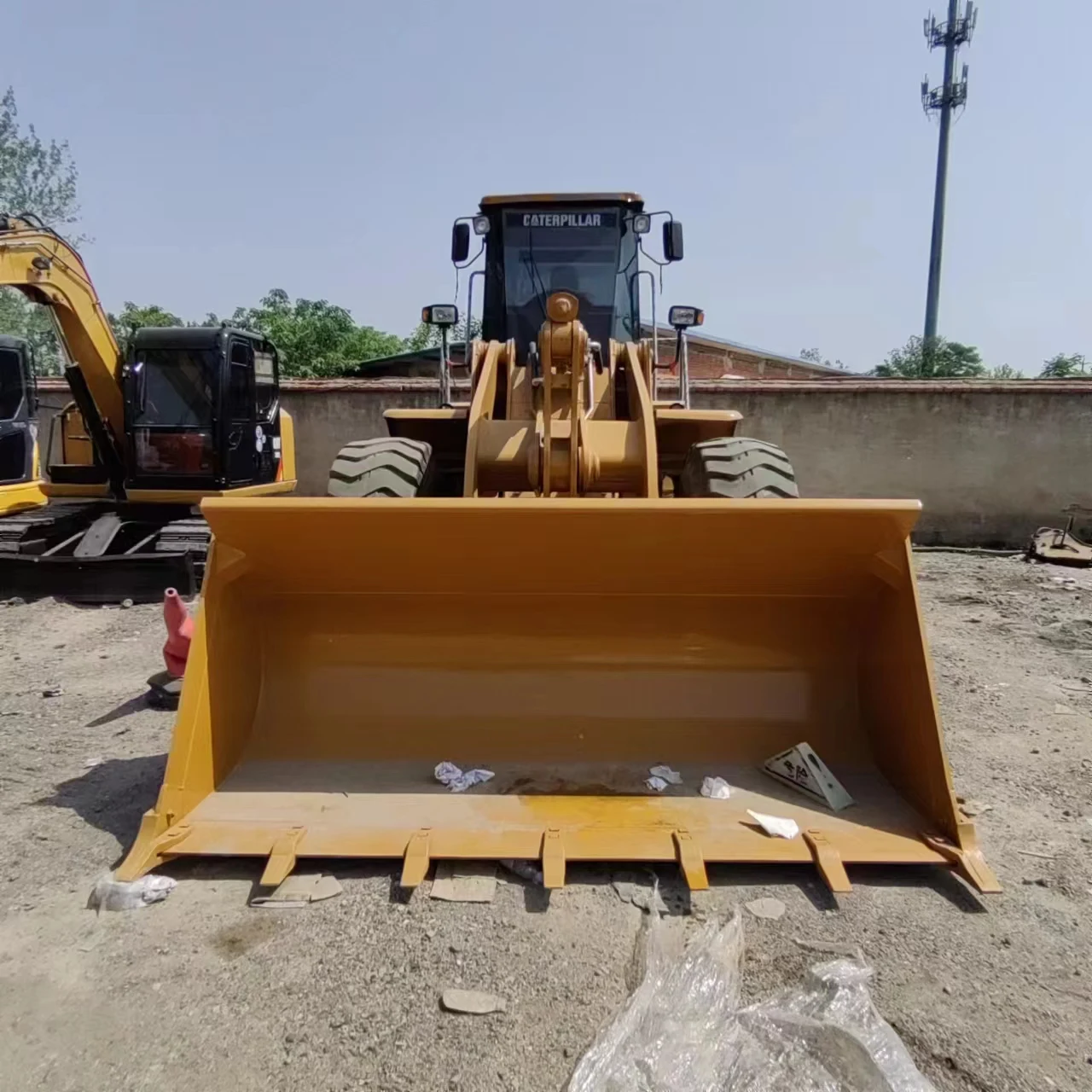 Низкий рабочий день гусеница б/у Cat 966h 4x4 большой колесный погрузчик Подержанный кошачий 966 950 972 980 фронтальные погрузчики в