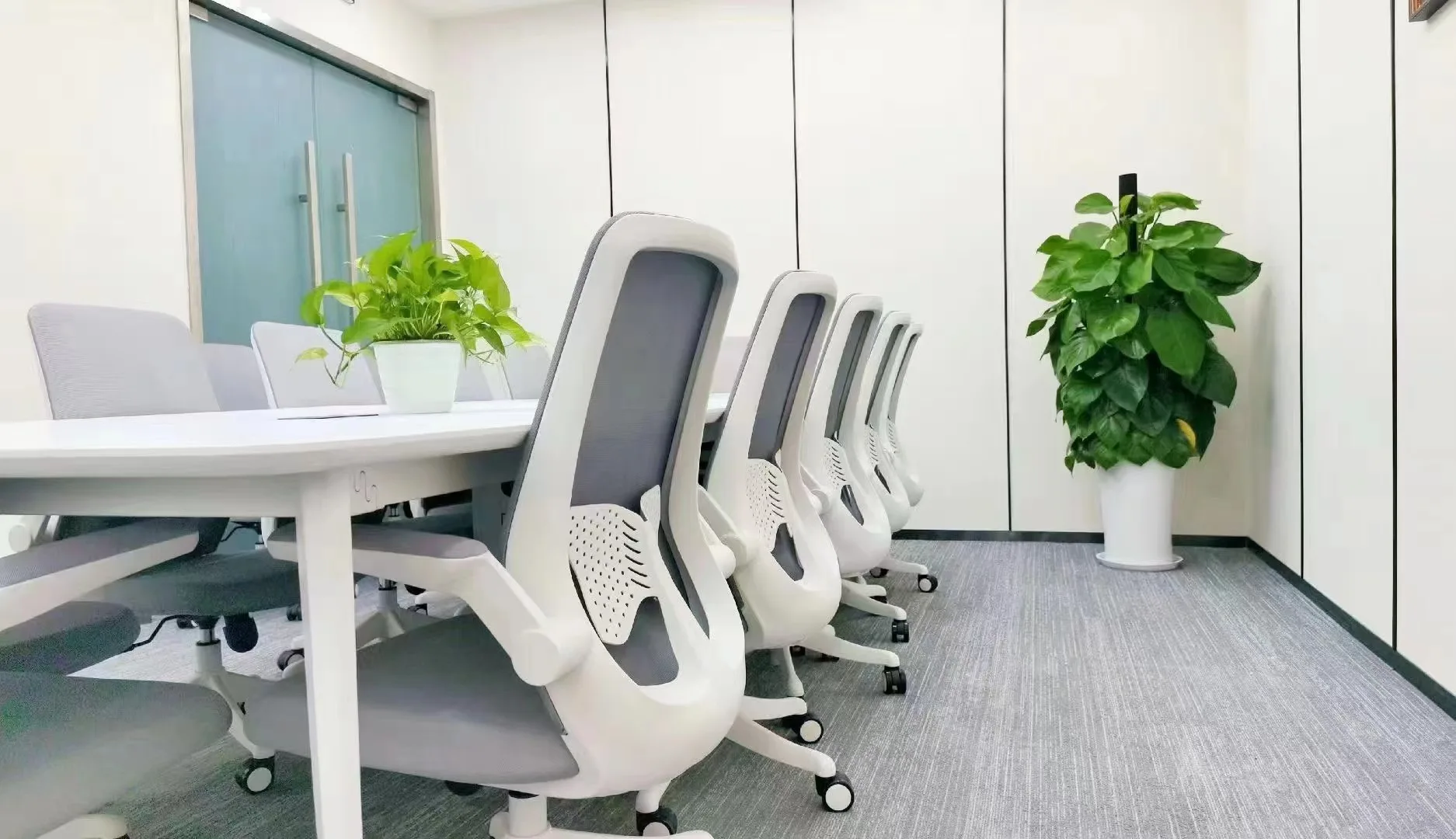 ULT-QQ815 Comfortable swivel mesh chair visitor office chair for office ergonomic Modern office chairs(new)