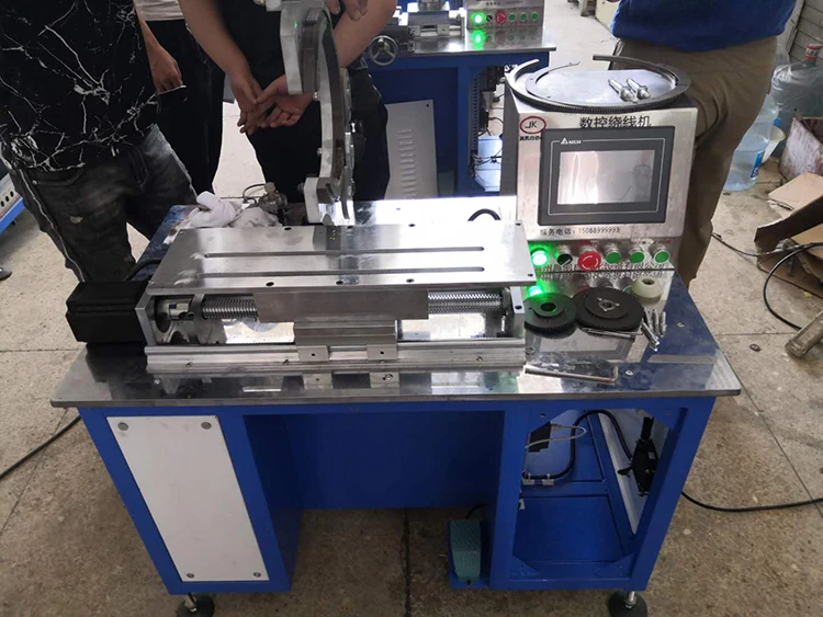 Secondary CNC winding machine for voltage transformer