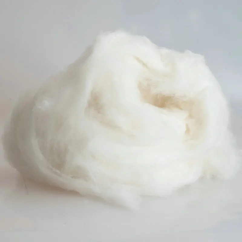 Оптовая продажа, точечная 100%, белая овечья шерсть, кардовый овечий Кашемир для пряжи, дешевые волокна из козьей шерсти