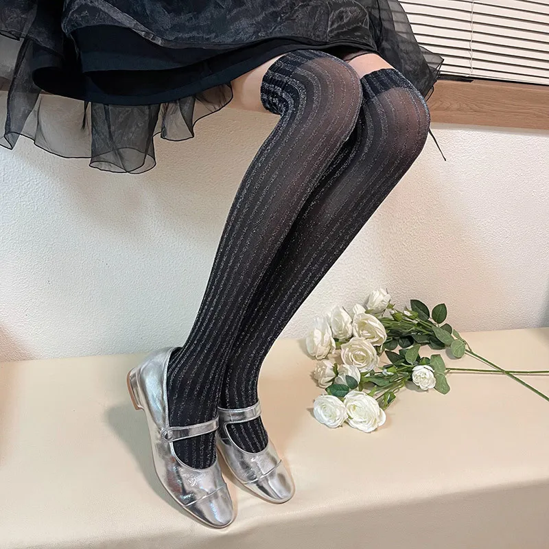 Wholesale Gold silver silk knee high pile socks women fashion socks with ribbon long tube stockings