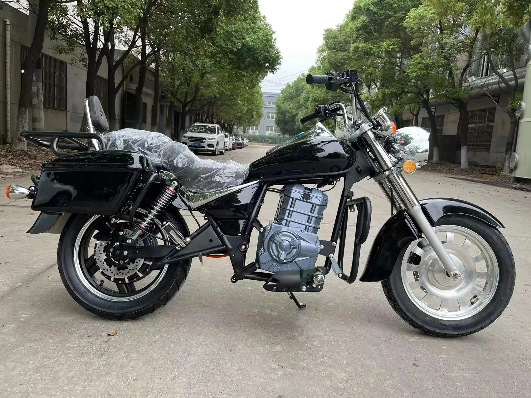 Лидер продаж 200/300 Вт Электрический спортивный мотоцикл Китай двухколесный скутер для взрослых