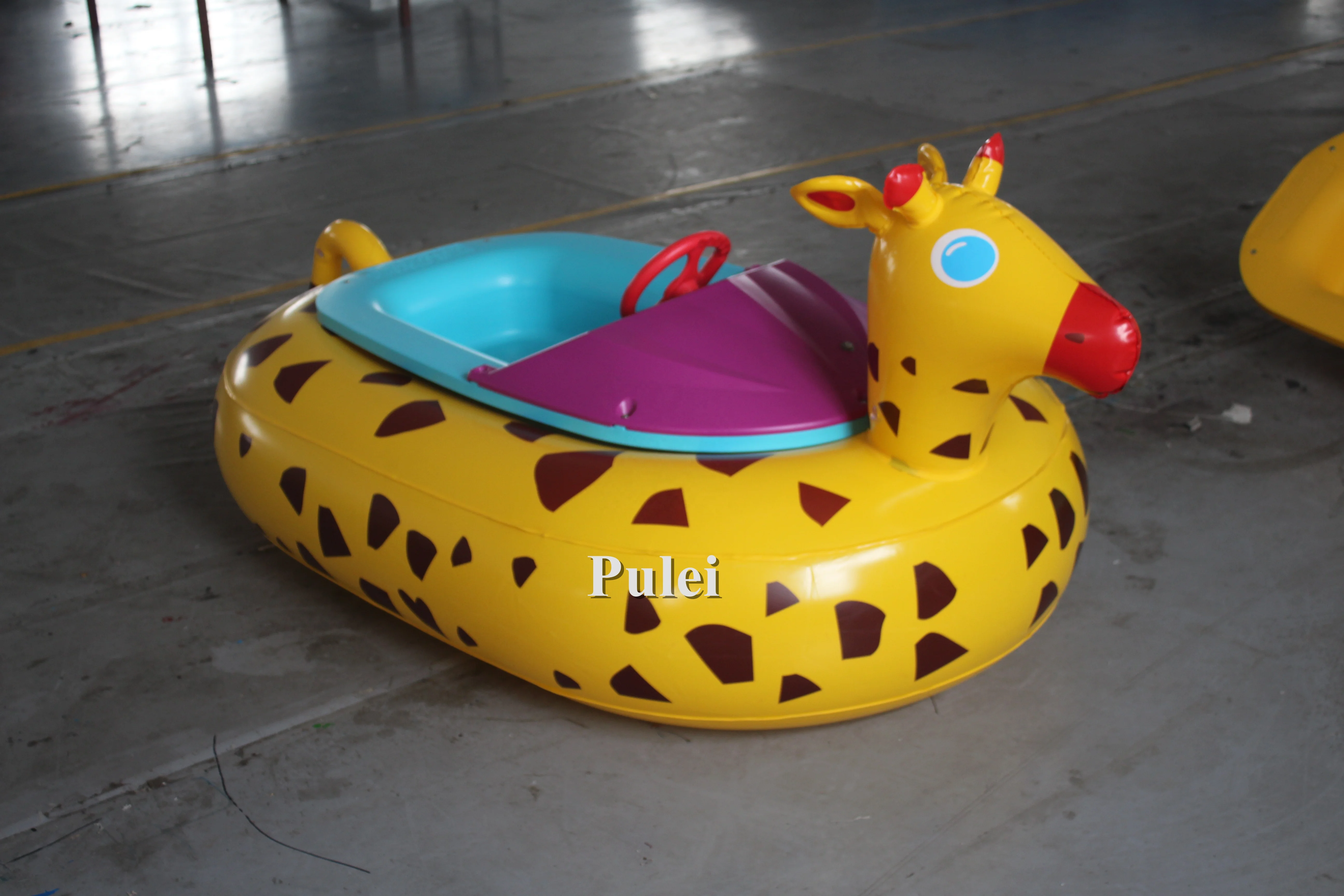 Water Park Amusement Rides Mini UFO Inflatable Bumper Boat Dino Park Factory Price Kids Electric Water Bumper Boats