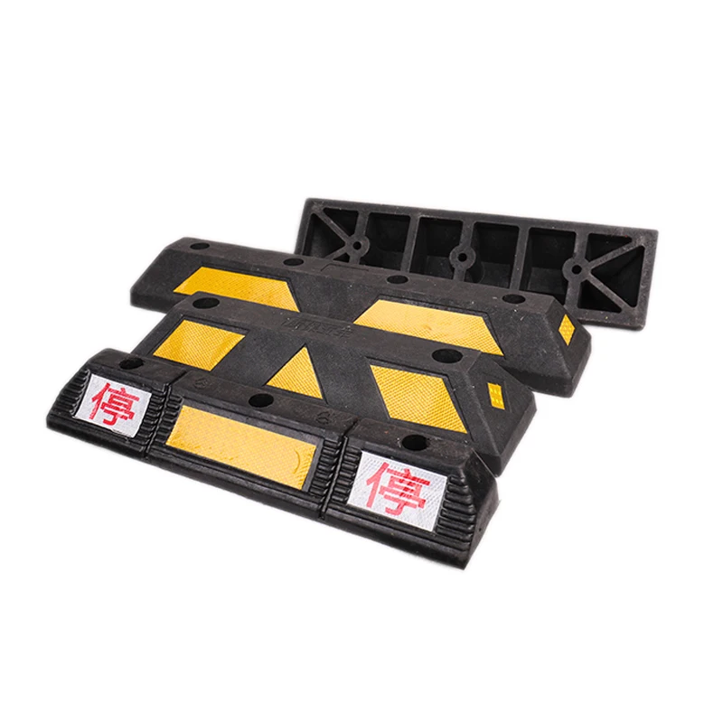 Heavy Duty Yellow Black Stripe Flexible Reflective Wheel Stop Car Park Rubber Curb