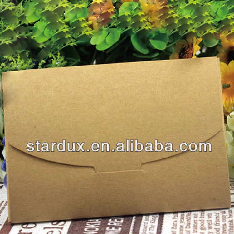 brown kraft paper envelope with customized size and logo