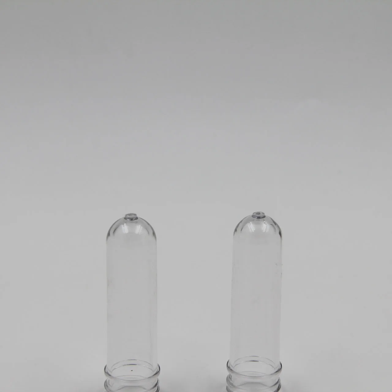 Manufacturer Good Price PET 28mm Pco 1810 14g 25g 45g Plastic Preform Long Neck for Water Juice Bottle Blowing Molding Machine