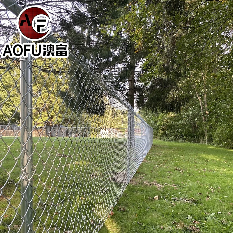 Removable pvc coated green color chain link fence rolls garden diamond metal fence cyclonic mesh