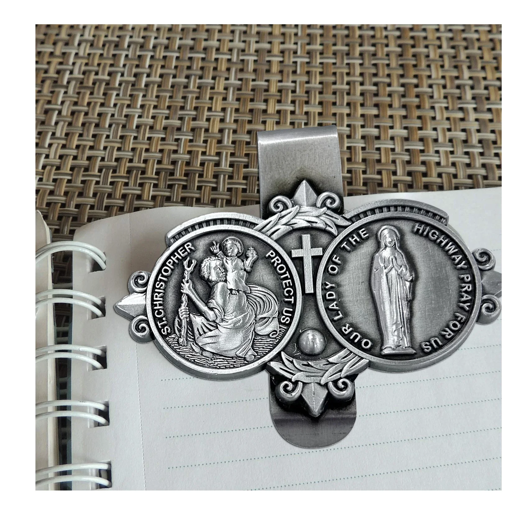 Wholesale Sun Visor Clip Car Clip for Sun Visor Car Sun Visor Sunglasses Holder Clip