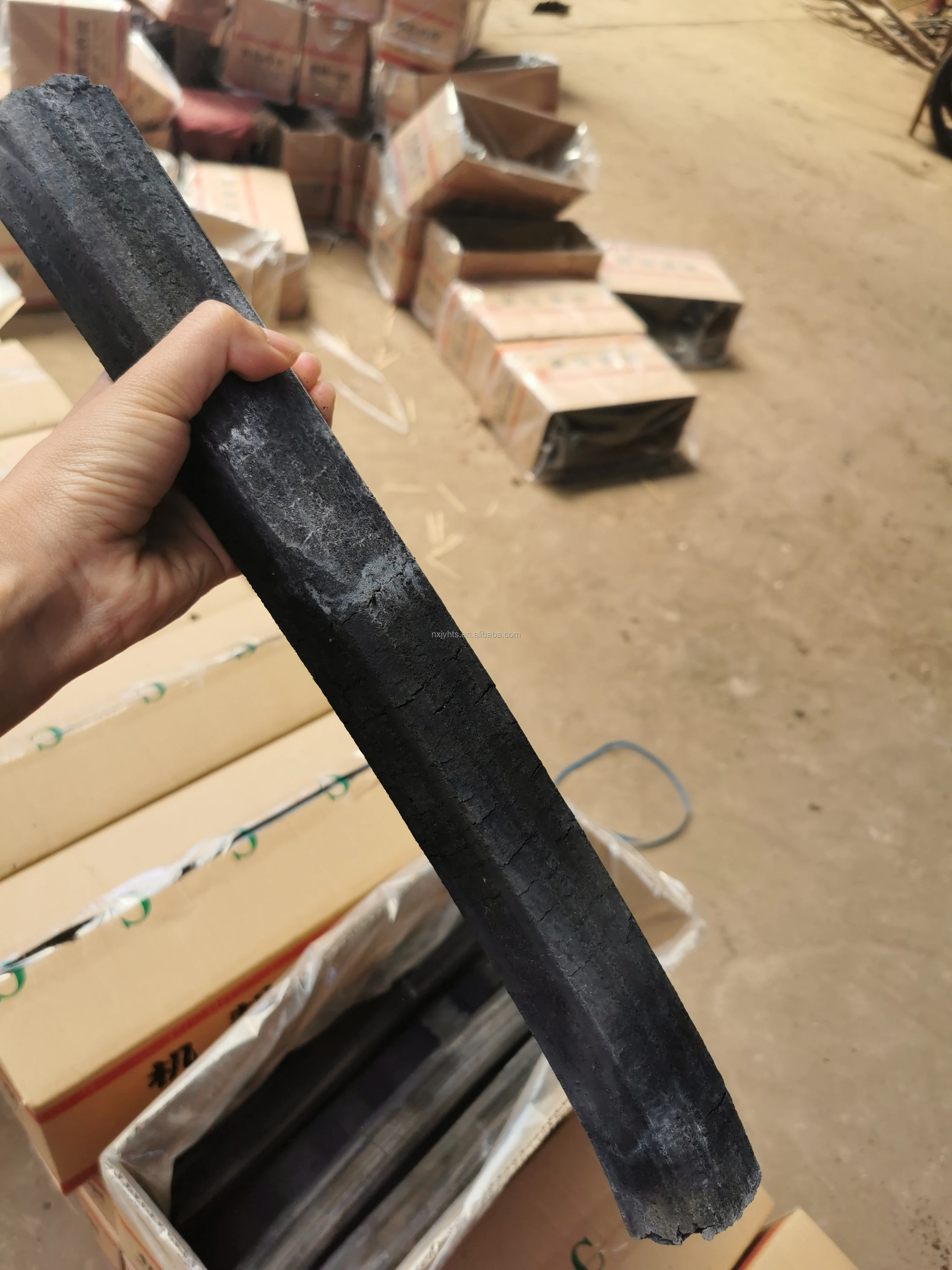 Factory export 10kg/CTN Strip shape 6hours burn time sawdust Machine-Made bbq charcoal