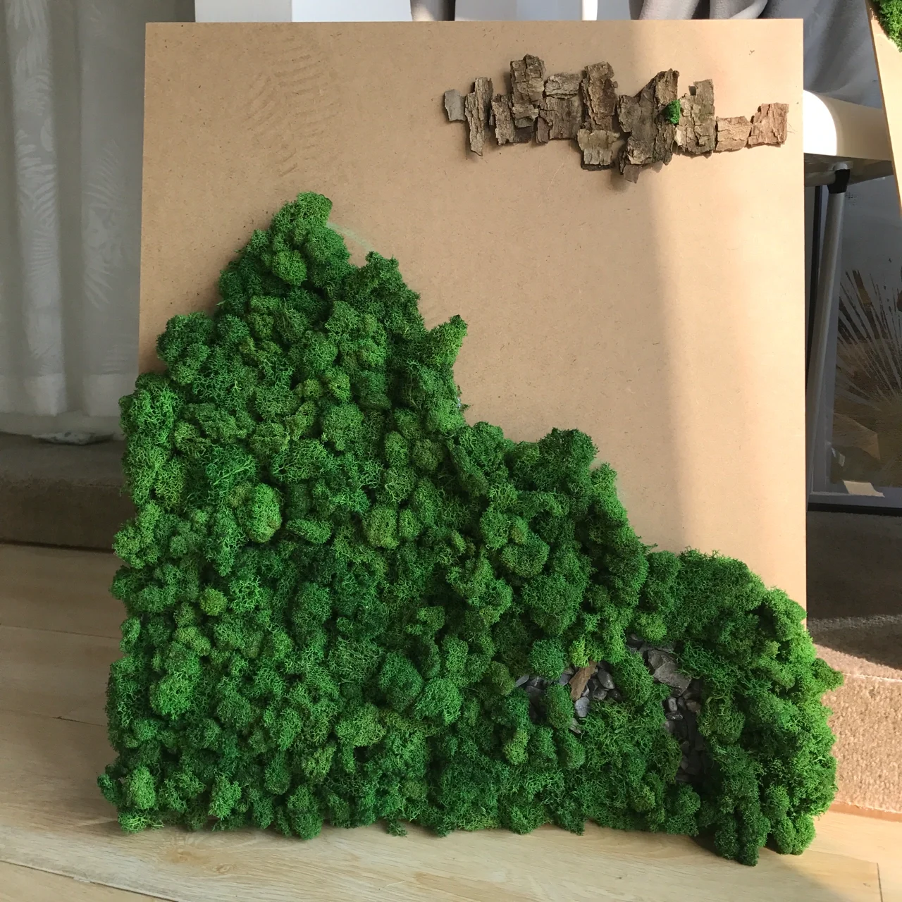 N-191 Wholesale natural preserved green fresh pole sheet moss ball decorative moss bun for Event Display Backdrop